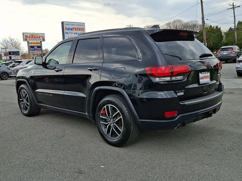 Used 2018 Jeep Grand Cherokee Trailhawk w/ Trailhawk Luxury Group image 4