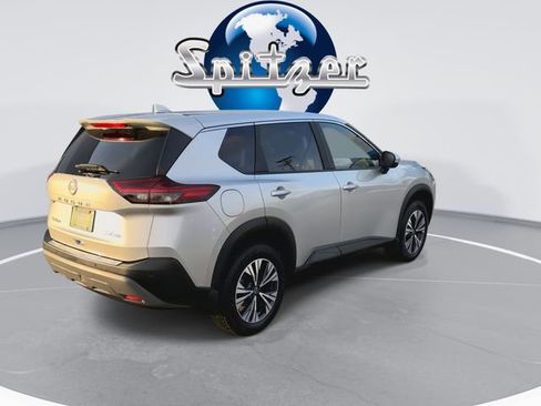 Used 2023 Nissan Rogue SV image 9