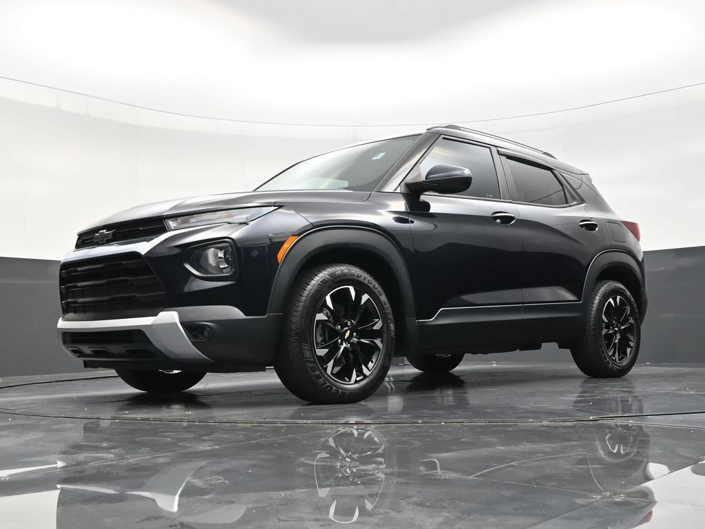 Used 2021 Chevrolet TrailBlazer LT w/ Convenience Package FWD image 21