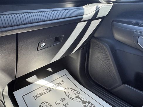 Used 2024 Ford Ranger XLT w/ Technology Package image 24