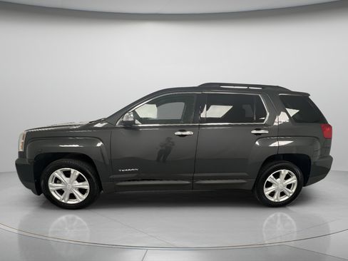Used 2017 GMC Terrain SLE w/ Technology Package FWD image 5