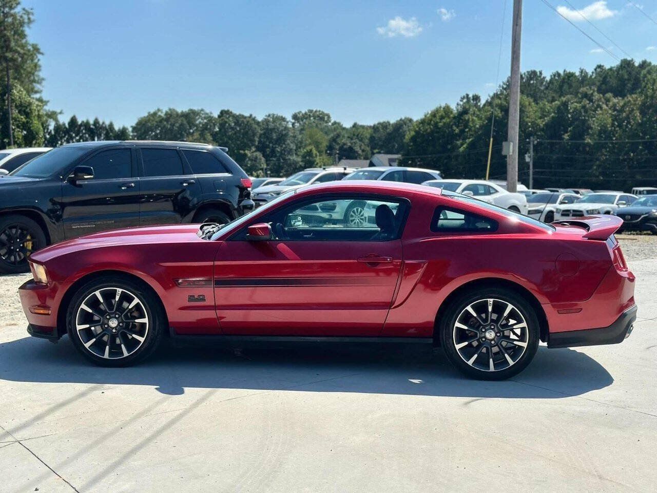 Used 2011 Ford Mustang GT Premium w/ 402A Rapid Spec Order Code RWD image 5