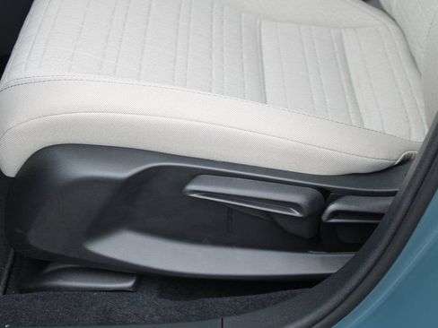 New 2026 Honda HR-V LX image 21