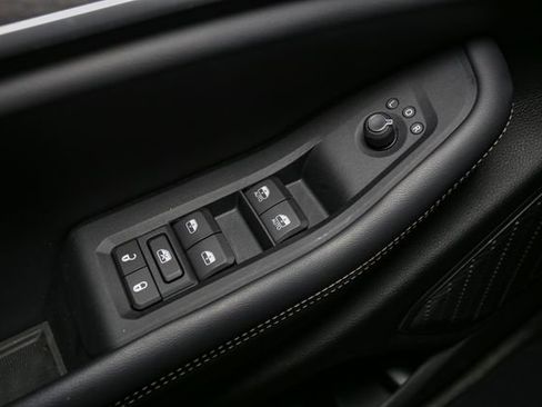 Used 2023 Jeep Grand Cherokee 4WD 4xe w/ Luxury Tech Group II image 41