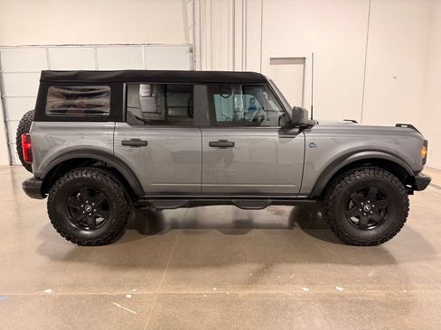 Used 2023 Ford Bronco Black Diamond AWD/4WD image 4