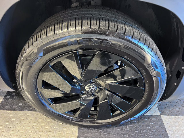 Certified 2026 Volkswagen Atlas SE FWD image 10