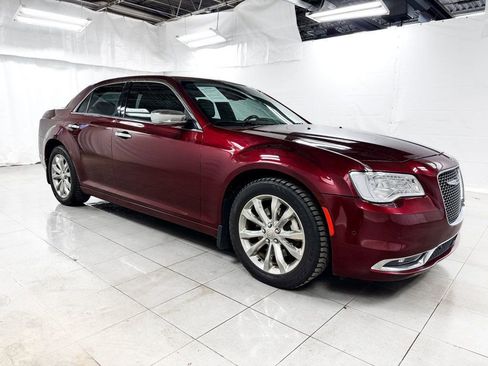 Used 2018 Chrysler 300 Limited w/ Safetytec Plus Group image 8