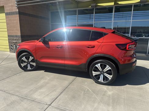 Used 2023 Volvo C40 P8 Recharge Plus image 4