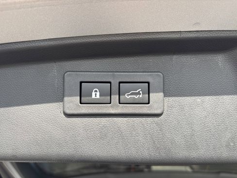 Certified 2025 Subaru Outback Limited image 27