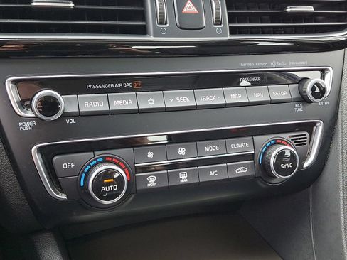 Used 2019 Kia Optima SX FWD image 17