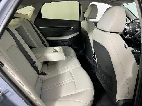 Used 2024 Hyundai Sonata Limited image 32