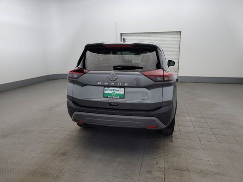 Used 2023 Nissan Rogue S image 7