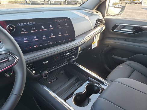 New 2026 Chevrolet Suburban LT w/ Comfort Package image 24