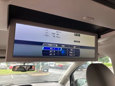 Used 2013 Honda Odyssey Touring Elite image 10