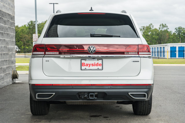 Used 2025 Volkswagen Atlas SE AWD/4WD image 11