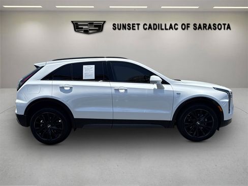 Certified 2025 Cadillac XT4 Sport w/ LPO, Onyx Lite Package FWD image 3