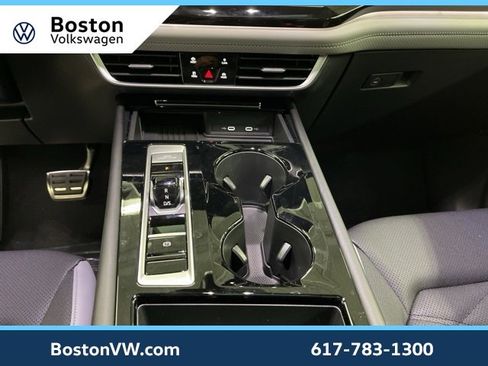 New 2026 Volkswagen Atlas Peak Edition image 22