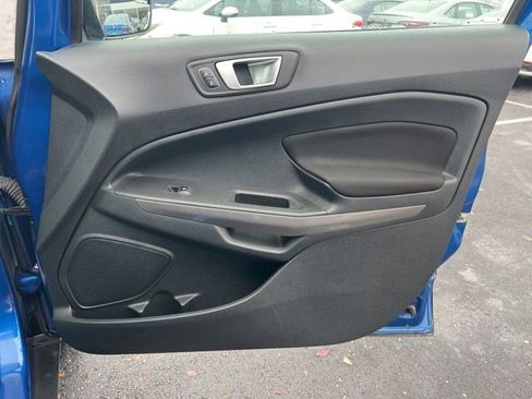 Used 2019 Ford EcoSport SE image 32