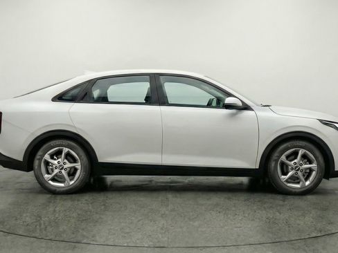 Used 2025 Kia K4 FWD image 11