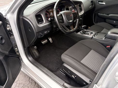 Used 2022 Dodge Charger R/T w/ Performance Handling Group image 14