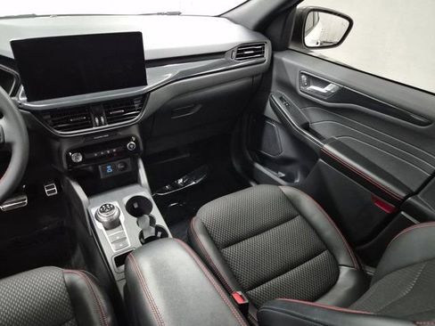 Used 2023 Ford Escape ST-Line w/ Tech Pack #1 image 13