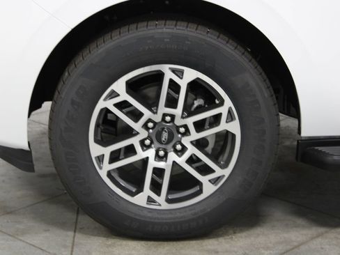 New 2026 Ford Expedition Active RWD image 22