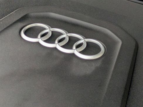 Used 2023 Audi Q8 Premium Plus w/ Premium Plus Package image 24