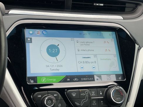 Used 2018 Chevrolet Bolt Premier image 14