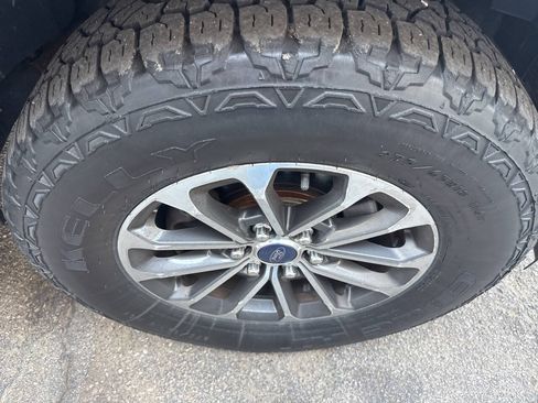 Used 2019 Ford F150 XLT w/ Equipment Group 301A Mid AWD/4WD image 33