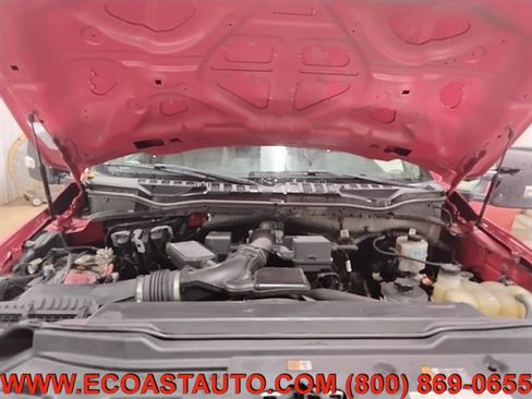 Used 2022 Ford F250 XL w/ Power Equipment Group AWD/4WD image 9