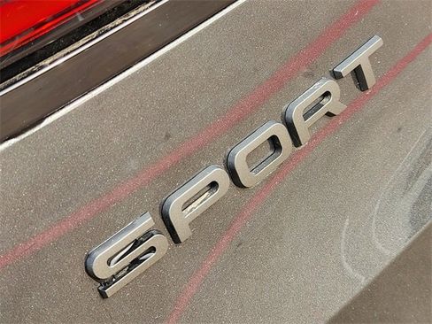 New 2025 Land Rover Range Rover Sport Dynamic SE image 8