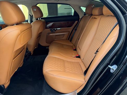Used 2018 Jaguar XJ L Portfolio RWD image 24