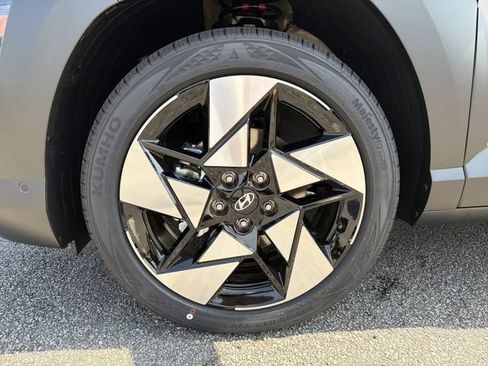 New 2026 Hyundai Kona Limited FWD image 11