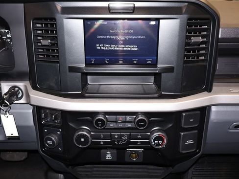 New 2025 Ford F550 4x4 Regular Cab Super Duty w/ XL Chrome Package image 17