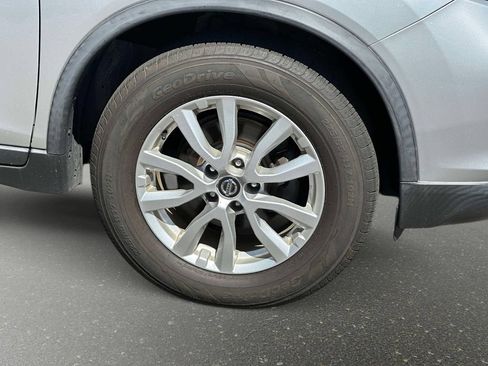 Used 2020 Nissan Rogue SV AWD/4WD image 7