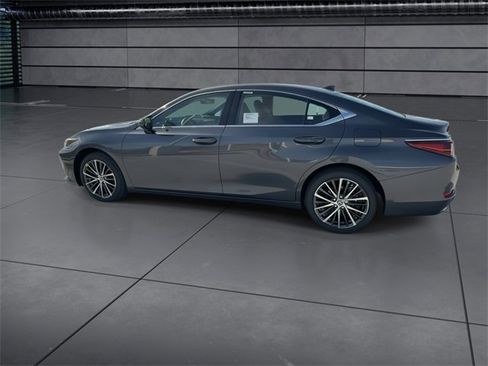 New 2025 Lexus ES 350 w/ Premium Package image 5