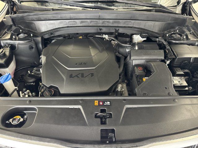Used 2025 Kia Telluride S FWD image 32