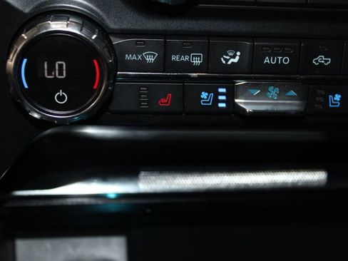 Used 2021 Ford F150 Lariat image 41