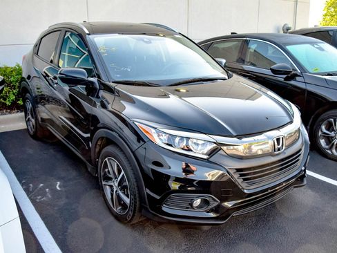 Used 2021 Honda HR-V EX image 4