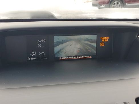 Used 2015 Subaru Forester 2.5i Limited image 23