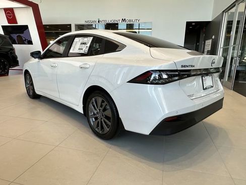 New 2026 Nissan Sentra SL w/ Floor Mat Package FWD image 5