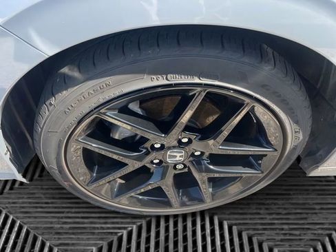 Certified 2025 Honda Civic Sport image 7