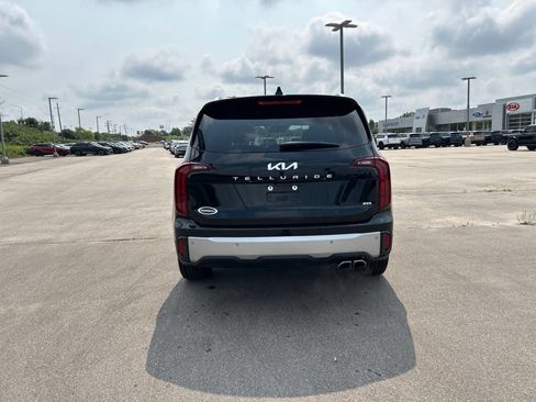 Used 2024 Kia Telluride S w/ S Sunroof Package AWD/4WD image 8