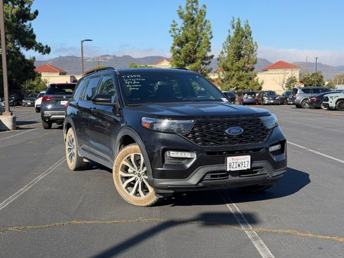Used 2022 Ford Explorer ST-Line RWD image 1