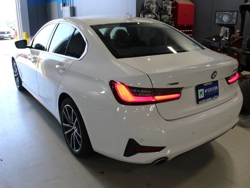 Used 2020 BMW 330i xDrive Sedan w/ Convenience Package AWD/4WD image 22