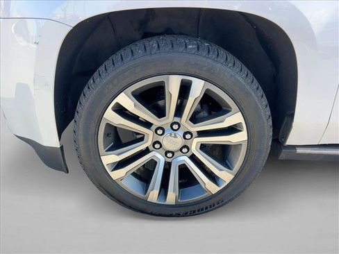 Used 2017 GMC Yukon Denali w/ Open Road Package image 24