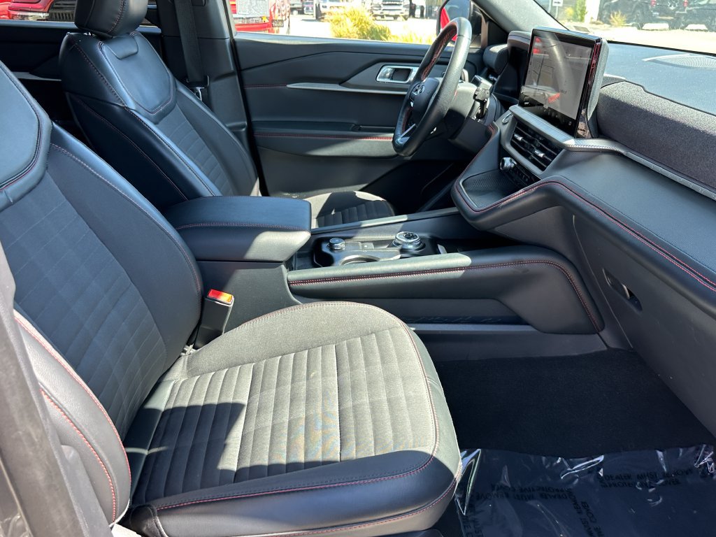 Used 2025 Ford Explorer ST-Line AWD/4WD image 49