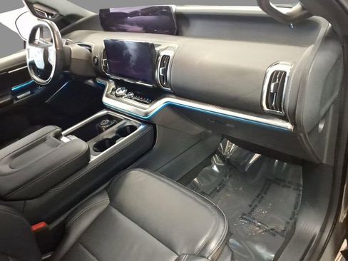 Used 2025 Ford Expedition Max Platinum w/ Stealth Performance Package image 12