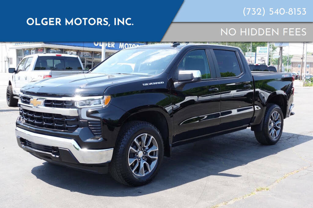 Used 2024 Chevrolet Silverado 1500 LT AWD/4WD image 1