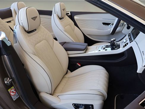 New 2026 Bentley Continental GTC image 16